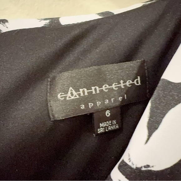 Connected Apparel Black & White Floral Ruched Short Dress Preowned Size 6 - Picture 3 of 7